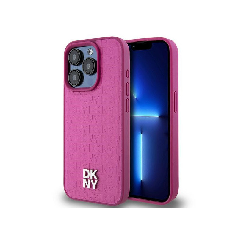 DKNY Coque iPhone 15 Pro rigide rose cuir monogramme logo métal MagSafe DKNY Coque iPhone 15 Pro rigide rose cuir monogramme logo métal MagSafe