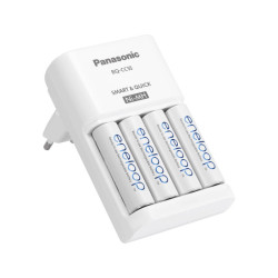 Panasonic Chargeur universel BQ CC55. AA/AAA avec piles. 4x AA 2000mAh