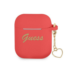Guess Coque rouge pour AirPods silicone collection c?ur avec pendentif